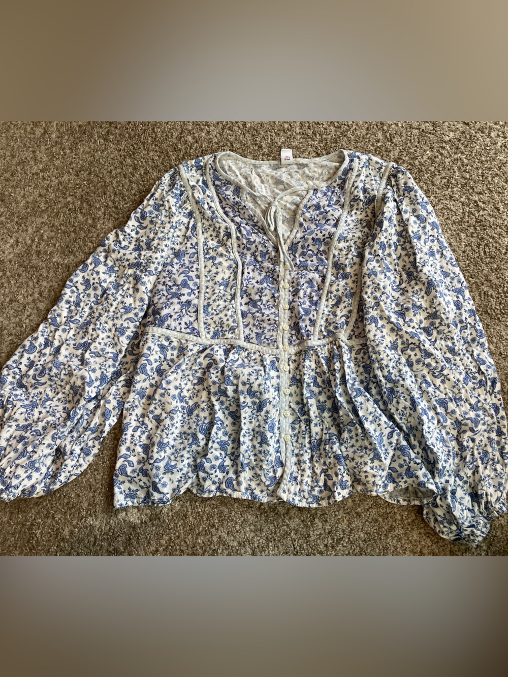 Old Navy White and Blue Floral Tie-Front Peasant Blouse